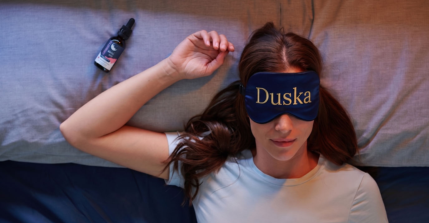 How a Silk Eye Mask Can Train Your Body to Fall Asleep Faster