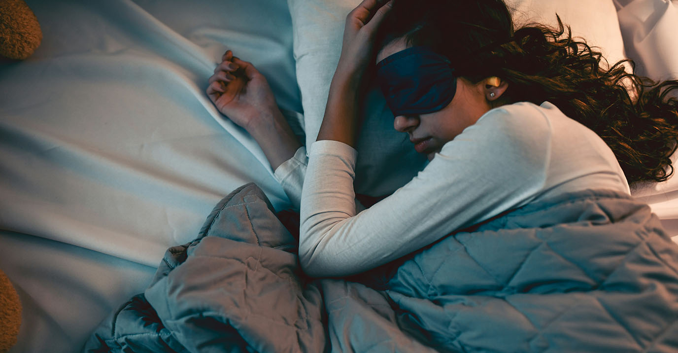 Are Weighted Eye Masks Safe? What Ophthalmology Says